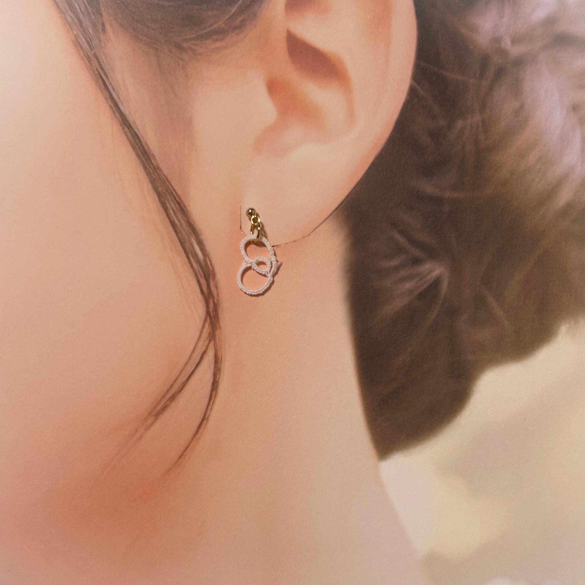 ミニハートのイヤリング（ホワイト） | 2枚目