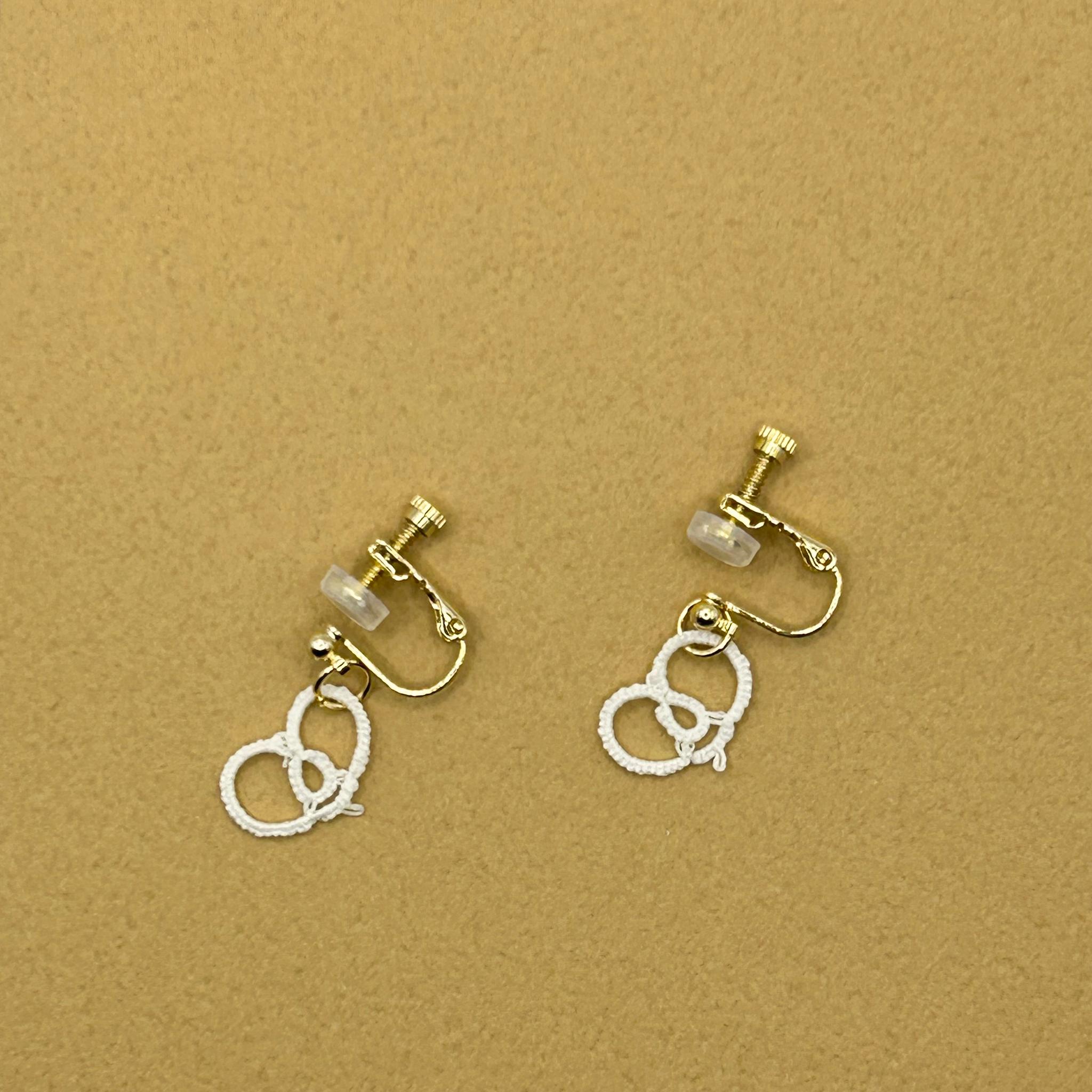 ミニハートのイヤリング（ホワイト） | 4枚目