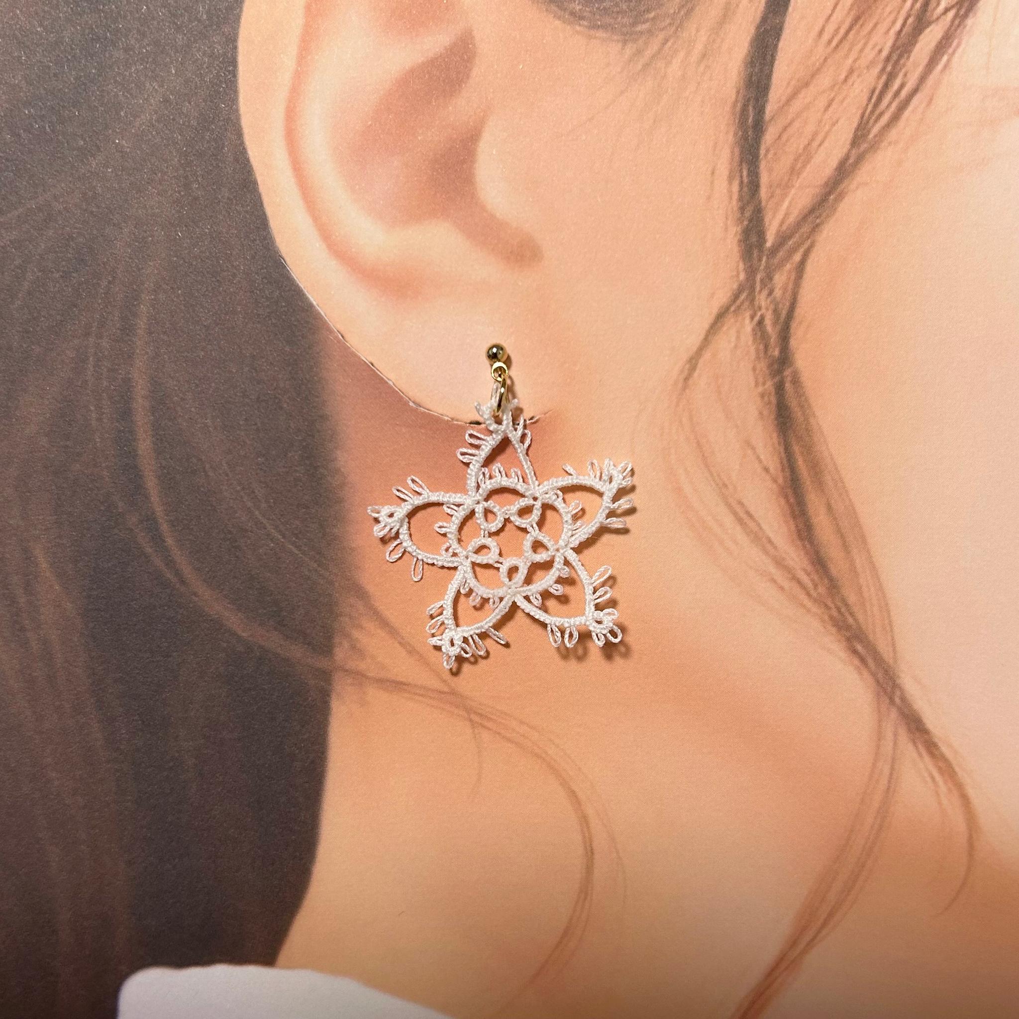 星モチーフのイヤリング（ホワイト） | 3枚目