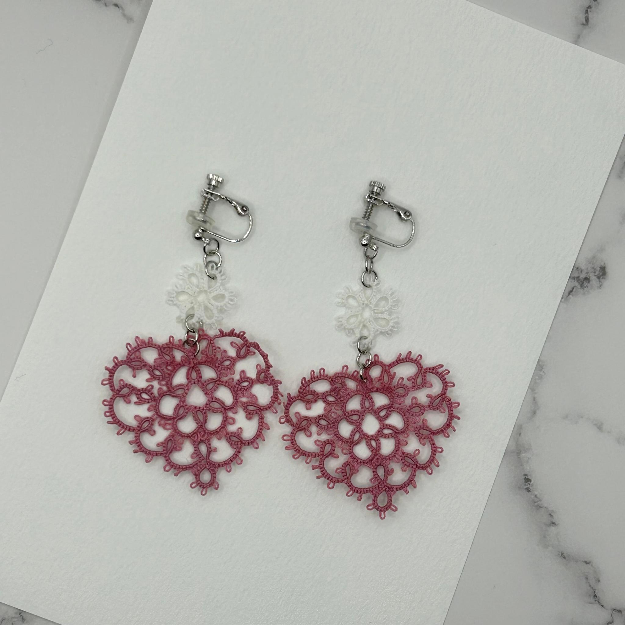 花入りハートのイヤリング（くすみピンク） | 4枚目