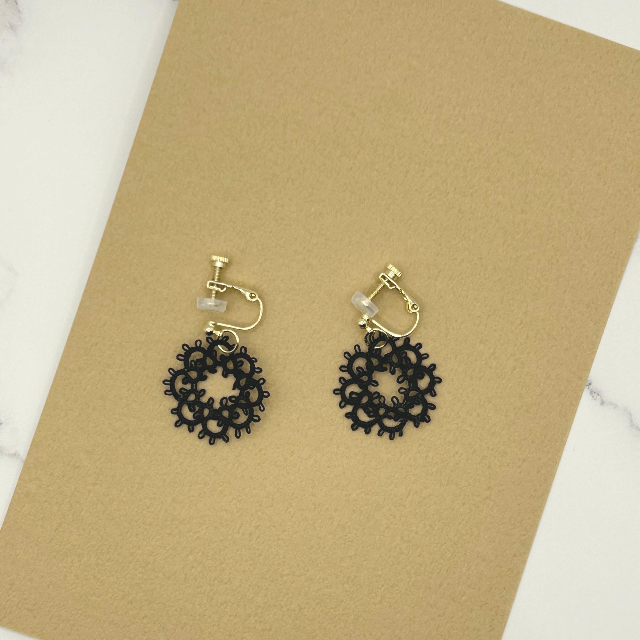 お花のイヤリング（ブラック） | 6枚目