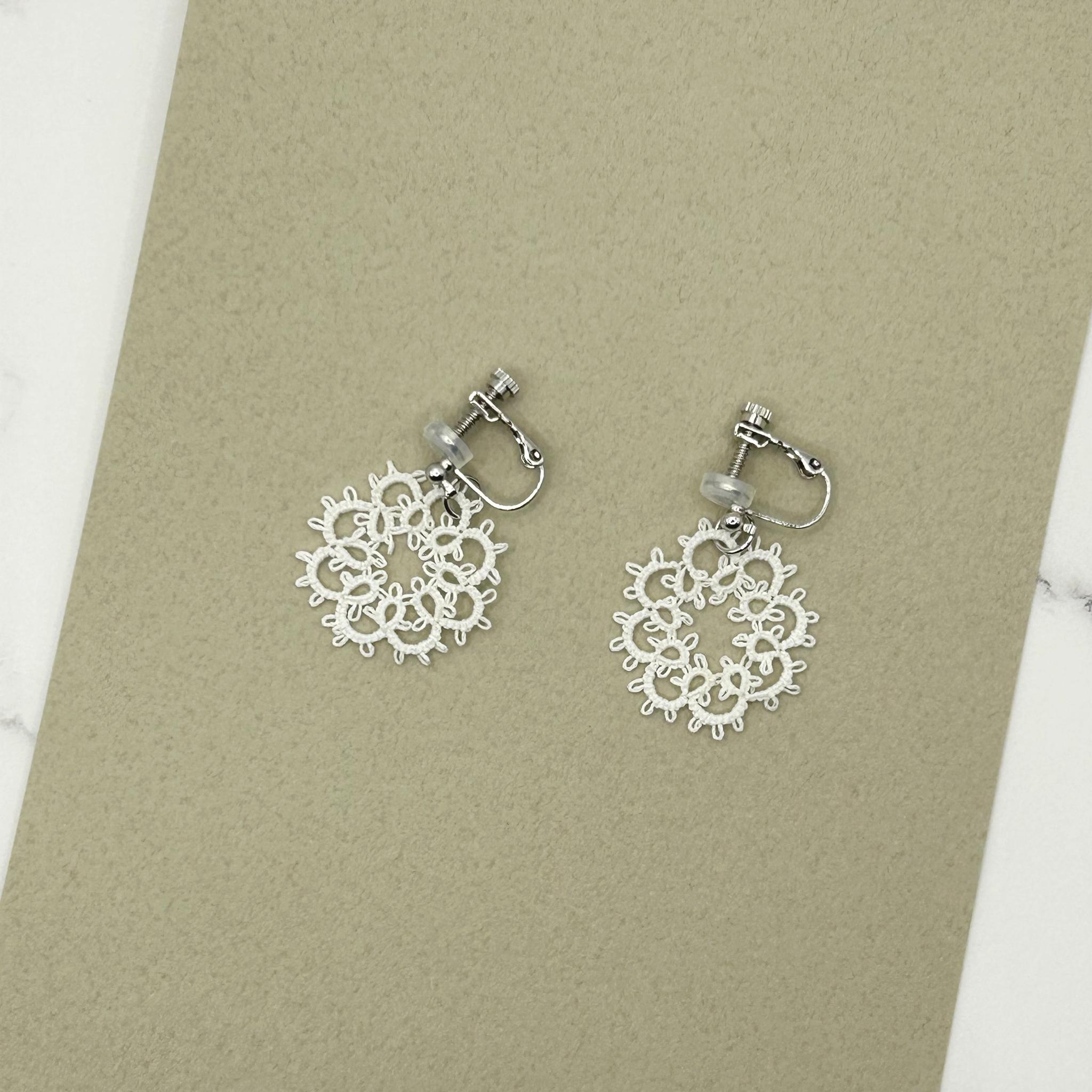 お花のイヤリング（ホワイト） | 7枚目